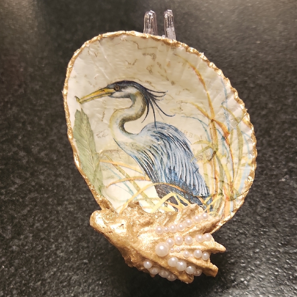 EXQUISITE EMBELLISHED SEASHELL ONE OF A KIND